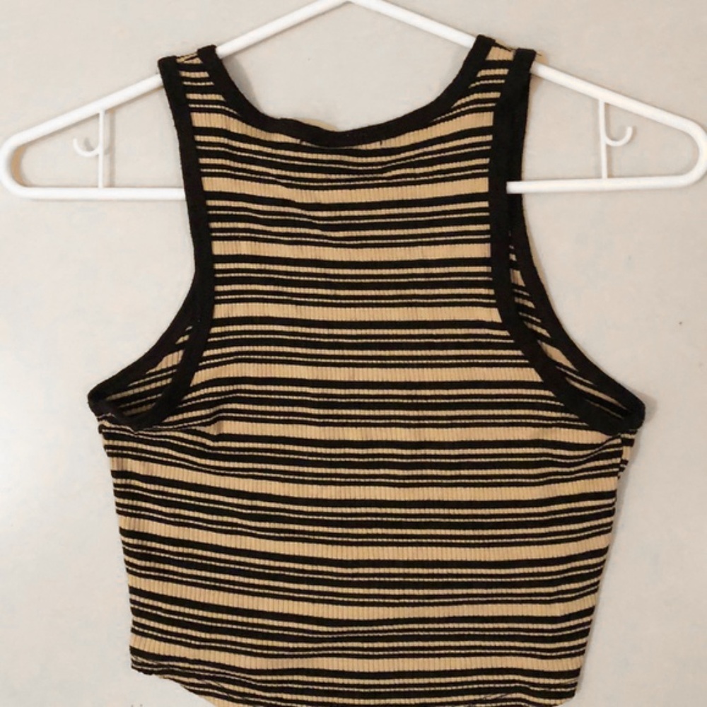 Striped Crop Top - Picture 2 of 2